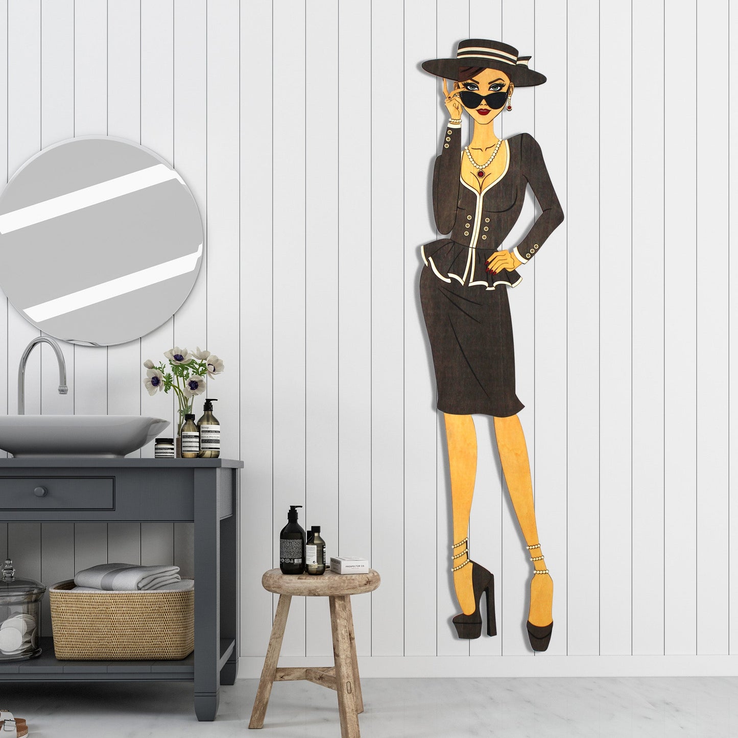 "Vivienne" – Kunstvolles Holz - Wandbild, Lebensgroß, Handbemalt in Graubraun - Nanino Design -