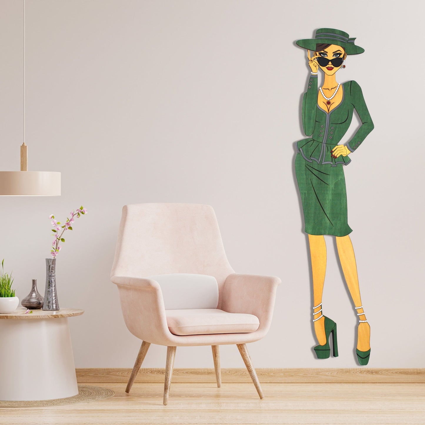 "Vivienne" – Kunstvolles Holz - Wandbild, Lebensgroß, Handbemalt in Grün - Nanino Design -