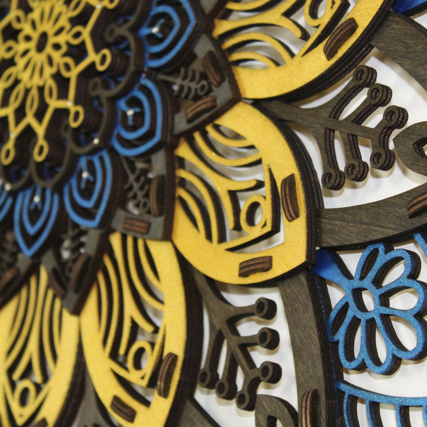 Wandbild Holz "Mandala Blau Gold" 8-lagig, 80cm - Nanino Design Onlineshop -