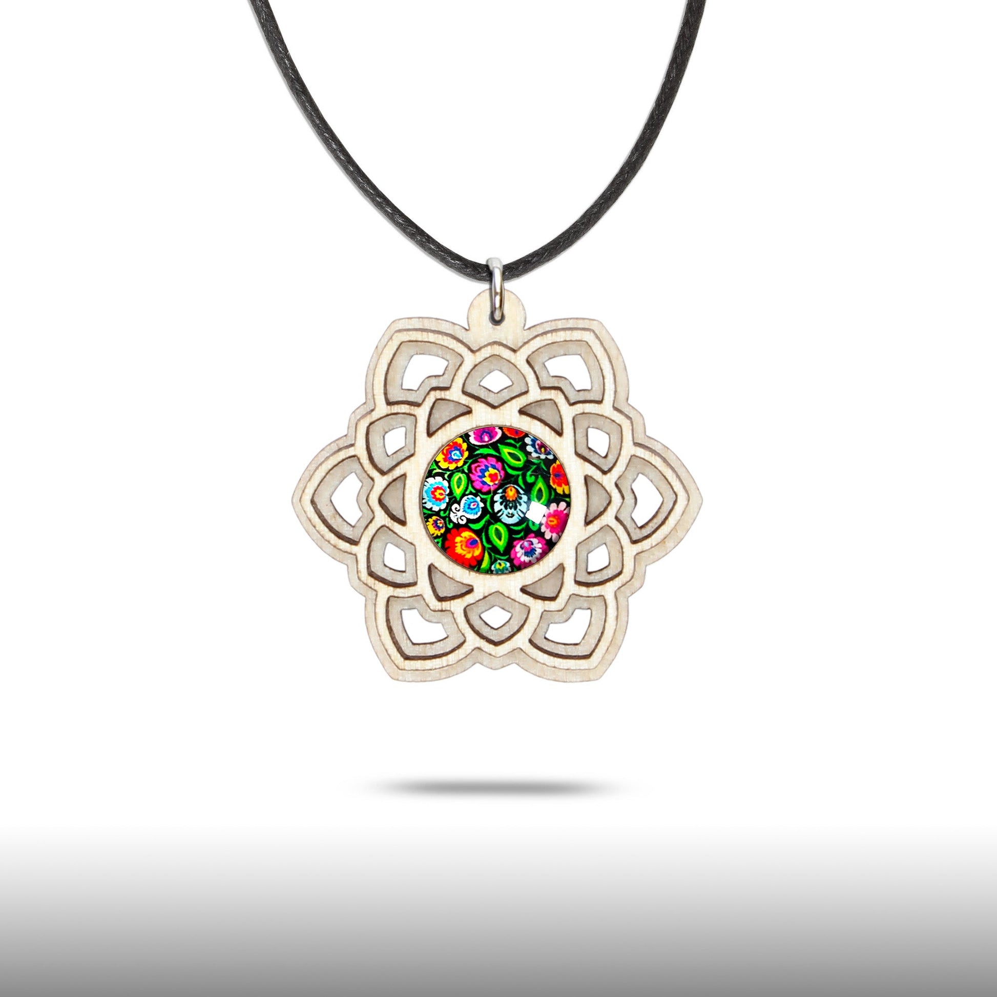 Halskette Mandala "Stern" aus Holz mit Glasstein - Nanino Design Onlineshop -